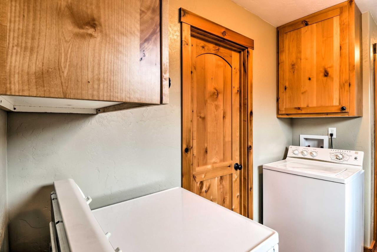 Hungry Horse Cabin 11 Mi To Glacier National Park Extérieur photo